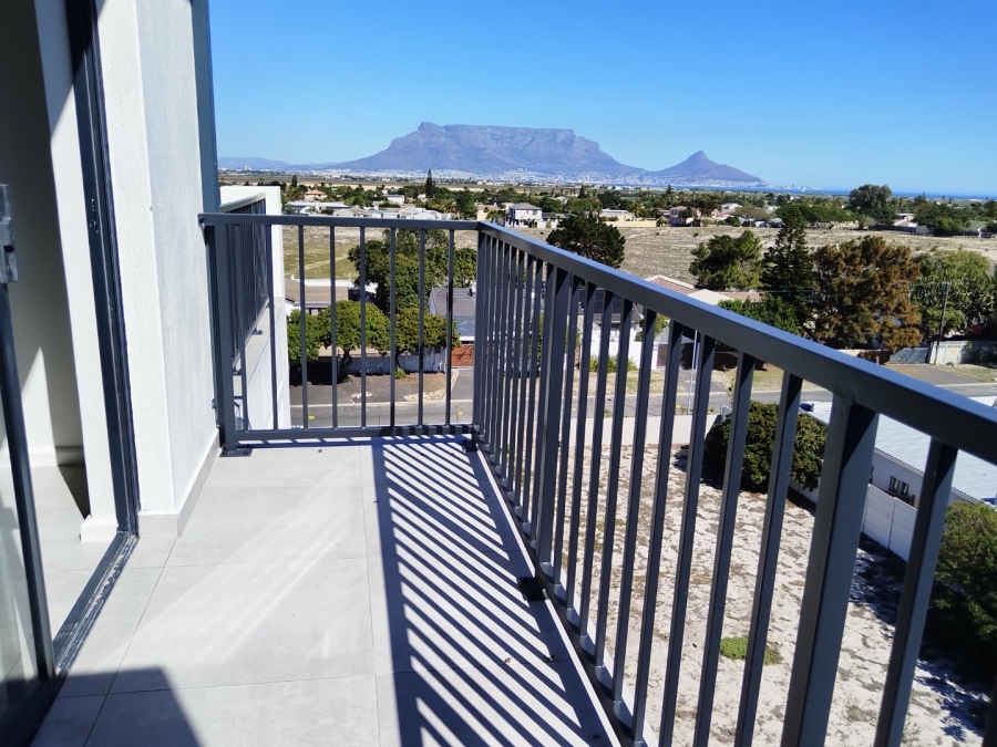 2 Bedroom Property for Sale in Table View Western Cape
